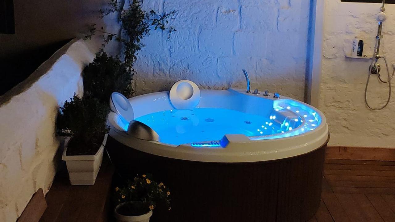Amalfi Pool Suite - Puglia Mia Apartments Monopoli Exterior foto